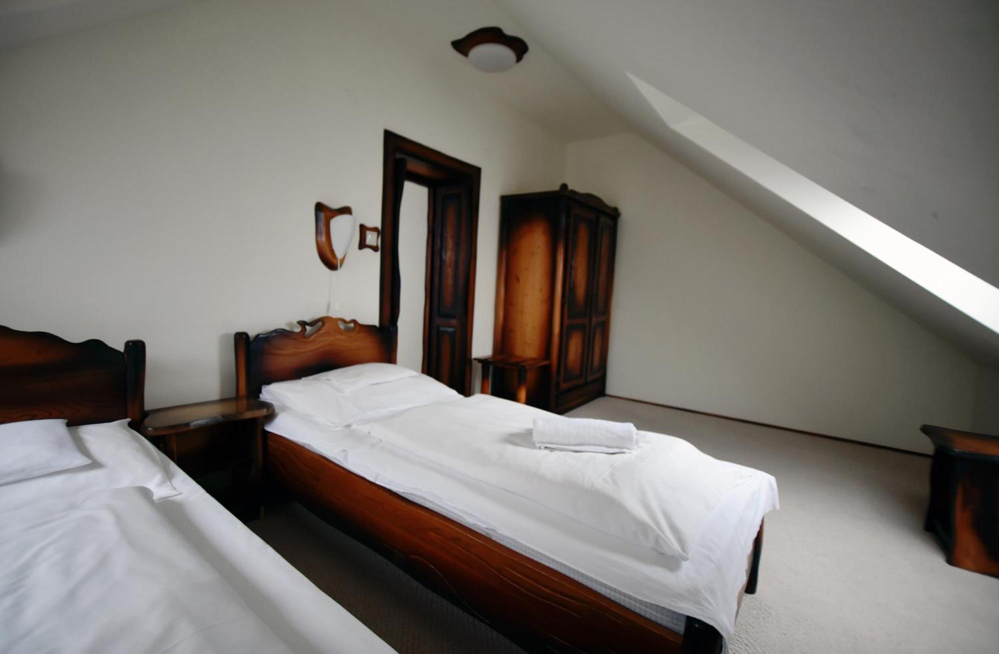 Camelot Club Hotel Вац Екстер'єр фото